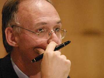 Αυστηρές συστάσεις προς τις διοικήσεις των ΔΕΚΟ για τις δαπάνες