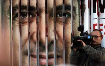 Νίκη των Σοσιαλιστών με απόλυτη πλειοψηφία δείχνουν οι δημοσκοπήσεις στην Πορτογαλία