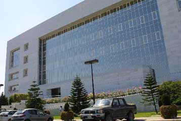 Αύξηση επισφαλειών και διοικητικές αλλαγές στην κυπριακή «Ελληνική Τράπεζα»