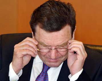 Δεν δημιουργούν πρόβλημα οι δηλώσεις Σρέντερ για μεταρρύθμιση του ΝΑΤΟ