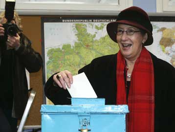 Αμφίρροπη εκλογική μάχη σε κρατίδιο της Γερμανίας