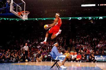 Ο Σμιθ κυρίαρχος στο διαγωνισμό καρφωμάτων του Ολ Σταρ Γκέιμ