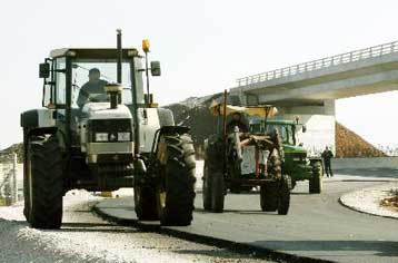Ποια μέτρα εξετάζει η κυβέρνηση για την καταπολέμηση του λαθρεμπορίου καυσίμων