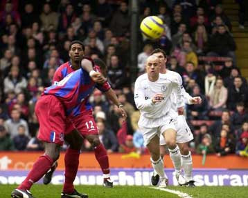 Η Μπόλτον του Γιαννακόπουλου στον δρόμο της Αρσεναλ για το Κύπελλο Αγγλίας