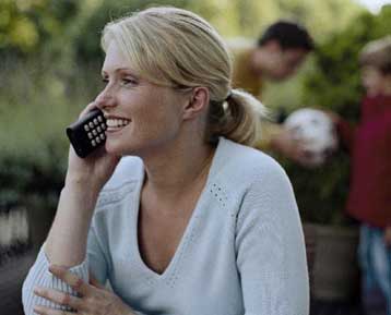 Σε μείωση του κόστους υπηρεσιών οδήγησε η απελευθέρωση της αγοράς τηλεπικοινωνιών