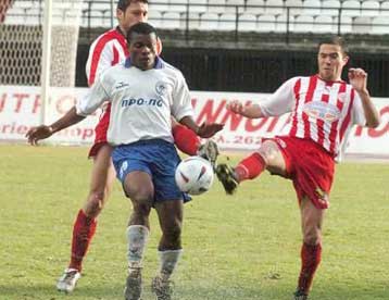 Επιβλητικός Πανηλειακός, 4-0 τον Απόλλωνα και ανέβηκε στην τέταρτη θέση