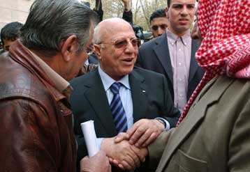 Περαιτέρω ανανέωση του Υπουργικού Συμβουλίου υπόσχεται ο πρωθυπουργός των Παλαιστίνιων