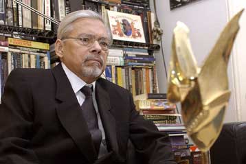 Πέθανε στο Λονδίνο ο Κουβανός συγγραφέας Γκιγέρμο Καμπρέρα Ινφάντε