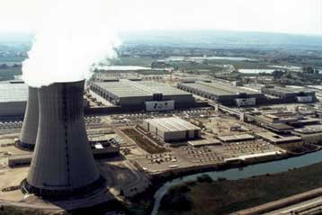 Η Γαλλία επιμένει πυρηνικά, θεωρώντας τους αντιδραστήρες «πράσινους»