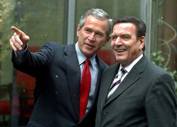 Προειδοποίηση Μπους προς Πούτιν για τη δημοκρατία στη Ρωσία