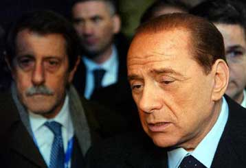 Σύζυγος Βρετανίδας υπουργού εμπλέκεται στην υπόθεση φοροδιαφυγής Μπερλουσκόνι