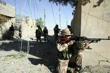 Ατιμώρητος ο Αμερικανός στρατιώτης που εκτέλεσε Ιρακινό στη Φαλούτζα το Νοέμβριο