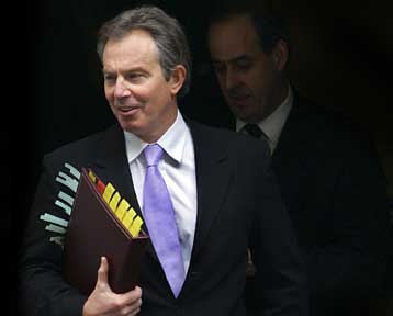 Εγκρίθηκε από τη Βουλή των Κοινοτήτων ο αντιτρομοκρατικός νόμος της κυβέρνησης Μπλερ