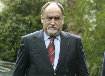 Έως και τριπλάσιο φόρο θα καταβάλλουν όσοι υπαχθούν στην ρύθμιση αυτόματης περαίωσης