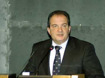 Προσεκτικές τοποθετήσεις βουλευτών της ΝΔ για την κρίση στην Εκκλησία