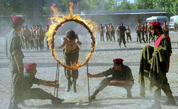 Διαψεύδει η Συρία τα περί εκπαίδευσης Ιρακινών ανταρτών στο έδαφός της