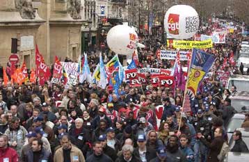 Στο 10% η ανεργία στη Γαλλία για πρώτη φορά την τελευταία πενταετία