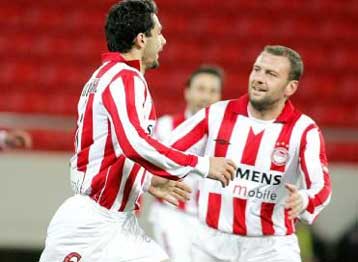 Πήραν φόρα Ολυμπιακός και Στολτίδης, 3-0 την Χαλκηδόνα-Κωνσταντίνου, ο «λυτρωτής»