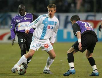 Μόνη δεύτερη έμεινε η Μαρσέιγ, παρά την ισοπαλία 1-1 με την Ιστρ