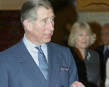 Οι Βρετανοί με «βασάνισαν» για τη σχέση μου με την Καμίλα, εξομολογήθηκε ο Κάρολος