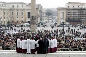 Δίχως επιπλοκές η μετεγχειρητική πορεία του Πάπα Ιωάννη Παύλου Β