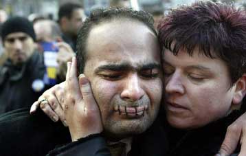 Σημαντική πτώση στον αριθμό των αιτούντων ασύλου στις βιομηχανικές χώρες