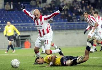 Δυσκολίες στην μετάβαση του Ολυμπιακού στην Καστοριά-1.200 Αγγλοι στο «Καραϊσκάκη»