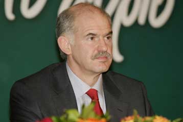 Ο εαυτός μας και όχι η ΝΔ ο πραγματικός αντίπαλος, λέει ο Γιώργος Παπανδρέου