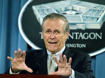 Μία ακόμα αγωγή εις βάρος του Ράμσφελντ για βασανιστήρια σε Ιράκ και Αφγανιστάν
