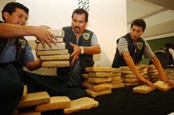 Η Βόρειος Αμερική ο μεγαλύτερος «πελάτης» ναρκωτικών στον κόσμο και το 2004