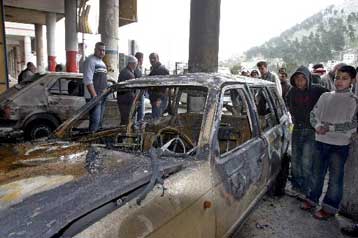 Τουλάχιστον πέντε αστυνομικοί νεκροί από βομβιστικές επιθέσεις στη Βαγδάτη