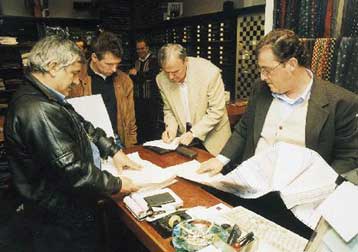 Με φορολογικές παραβάσεις μία στις δύο επιχειρήσεις