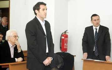 Με μία αγωνιστική την «γλίτωσε» ο Γκούμας, πέντε αγωνιστικές στον Σανχούρχο