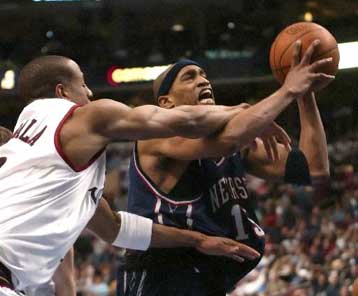 «Πτήση» νίκης των Νετς στην έδρα των Σίξερς με οδηγό τον Βινς Κάρτερ