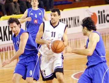 Ηλυσιακός και Λάρισα αποχωρίστηκαν Κολοσσό και Ηράκλειο από το… ρετιρέ