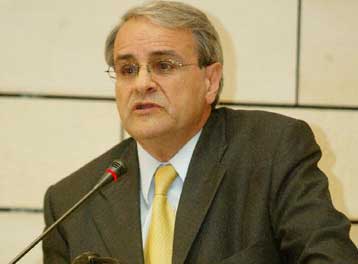 Ανυποχώρητος ο Γρανίτσας στο θέμα της κυριότητας του γηπέδου της ΑΕΚ