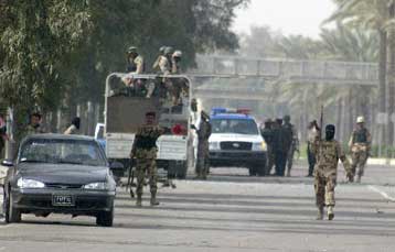 Στο αίμα βάφτηκε το Ιράκ με μπαράζ επιθέσεων κατά των δυνάμεων ασφαλείας