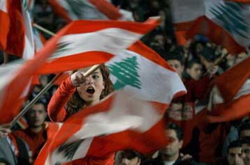 Αρχισε η συριακή αναδιάταξη στο Λίβανο – Εκκρεμεί η ημερομηνία πλήρους απόσυρσης