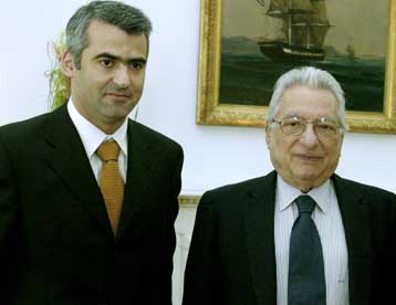 Επαφές του Κόμματος Ένωσης Ανθρωπίνων Δικαιωμάτων στην Αθήνα