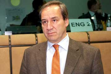 Για την πολιτική πτυχή του «βασικού μετόχου» ενημέρωσε τις Βρυξέλλες ο Γ.Αλογοσκούφης