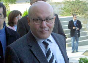 Συμφωνία Σερντάρ Ντενκτάς και Μεχμέτ Αλί Ταλάτ για το σχηματισμό «κυβέρνησης»