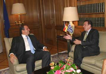 Στις 21 Μαρτίου αναμένεται να επισκεφθεί το Βερολίνο ο Κώστας Καραμανλής