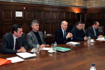 Ασυνεπής και αναξιόπιστη η κυβέρνηση της ΝΔ, τονίζει ο Γιώργος Παπανδρέου