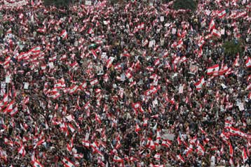 Πρώτη μαζική διαδήλωση υπέρ της Συρίας στο Λίβανο