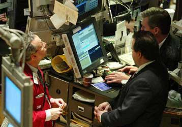 Αρνητικό πρόσημο για Nasdaq και Dow και Jones στο κλείσιμο της Τρίτης