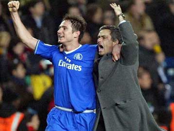 Ο Μουρίνιο παραδέχθηκε ότι πανηγύρισε πιο πολύ τη νίκη επί της Μπαρτσελόνα από το τρόπαιο της Πόρτο