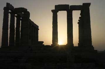 «Εκστρατεία» για την τουριστική προβολή της Αττικής σε όλο τον κόσμο