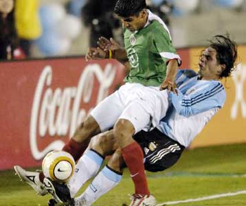 Ισόπαλες με 1-1 Αργεντινή και Κολομβία, άνετα οι ΗΠΑ