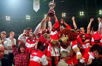 Εννέα χρόνια μετά, ο Ολυμπιακός διεκδικεί το δεύτερο ευρωπαϊκό τρόπαιο βόλεϊ