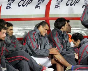 Διάστρεμμα στο… υγιές πόδι υπέστη ο Ριβάλντο, αμφίβολος για το ντέρμπι